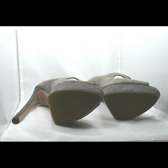 Prada heels 39.5 - Picture 9 of 10